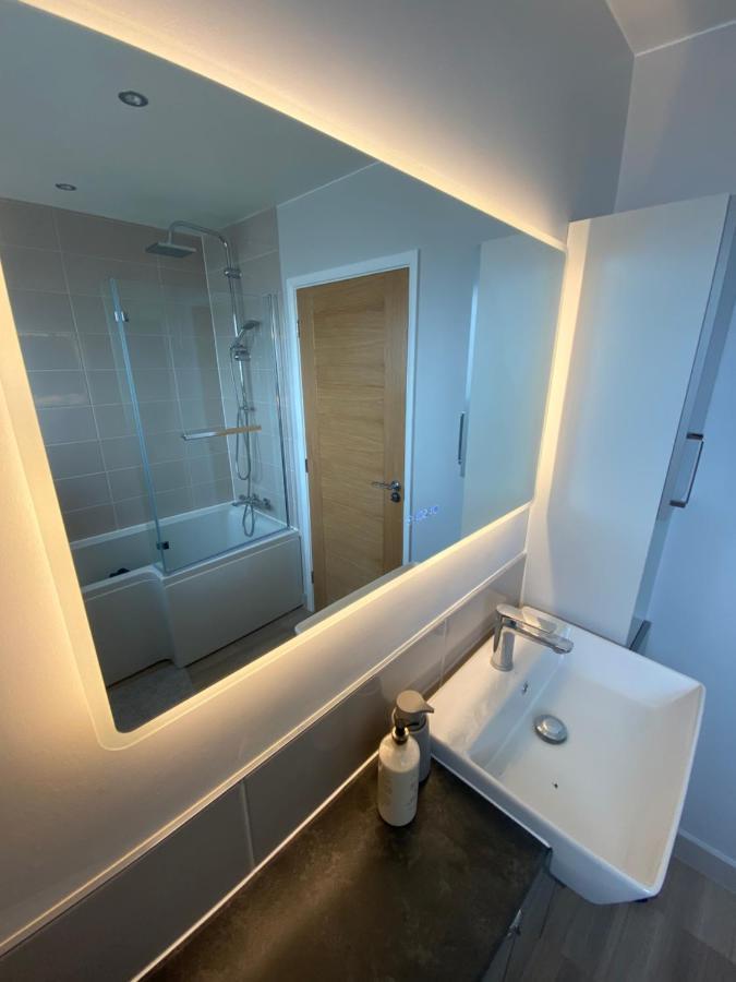 Luxury Recently Renovated 3 Bedroom Home In Sandwich Kent Luaran gambar